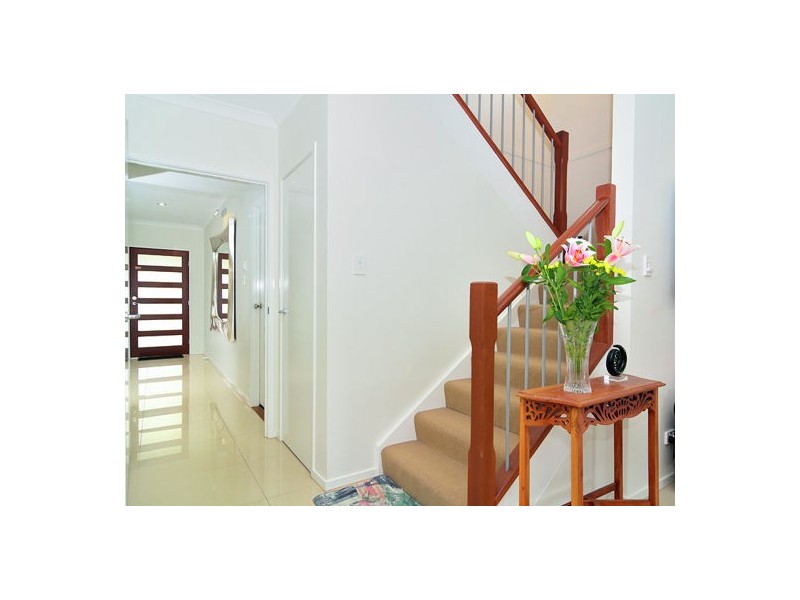 3 Azure Court, Deebing Heights QLD 4306