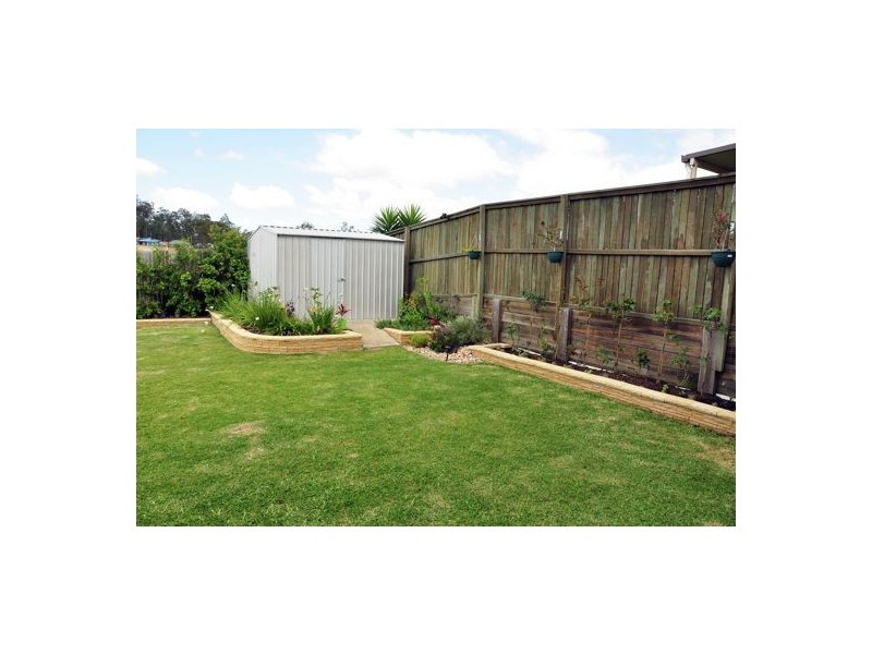 3 Azure Court, Deebing Heights QLD 4306