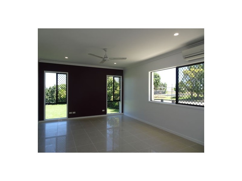 27 Tulip Street, Yamanto QLD 4305
