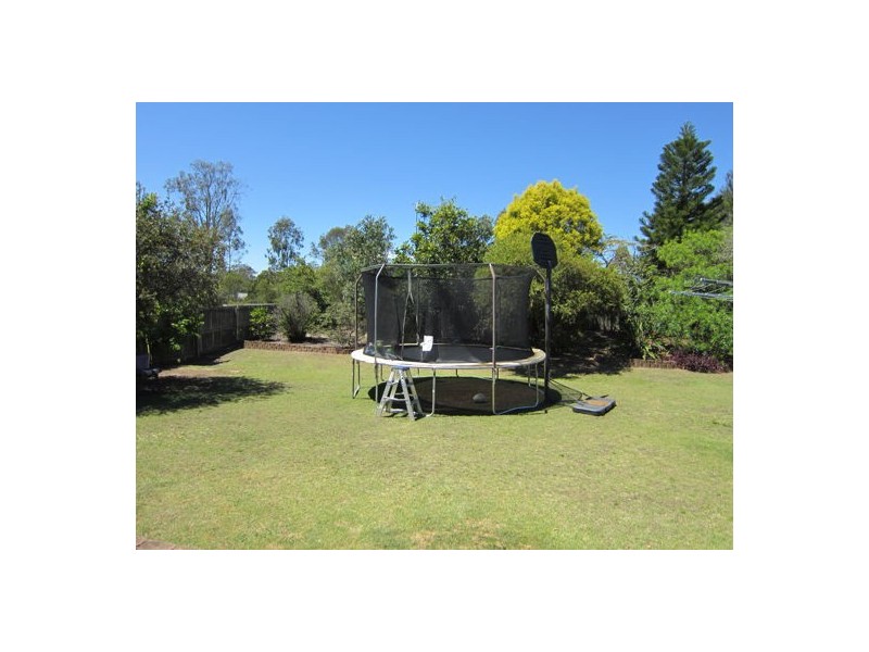 128 Equestrian Drive, Yamanto QLD 4305