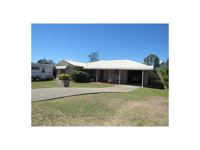 128 Equestrian Drive, Yamanto QLD 4305