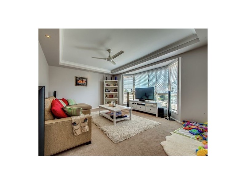 17 Yew Street, Yamanto QLD 4305