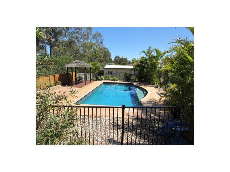 32 Alexandra Close, Flinders View QLD 4305