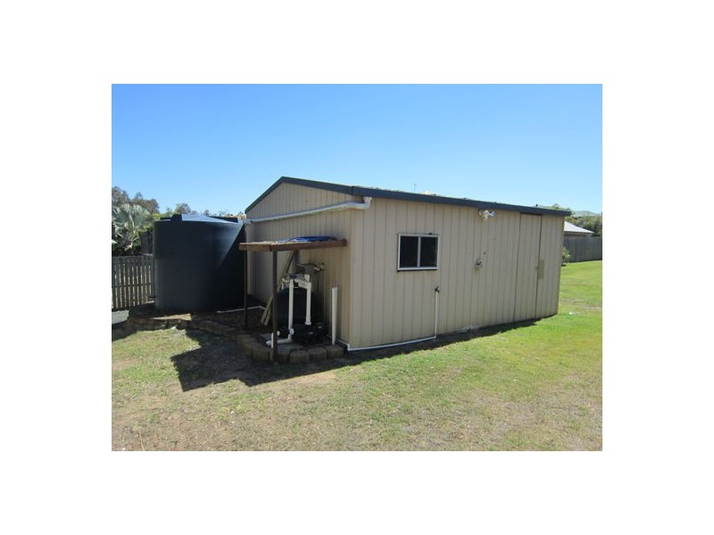 32 Alexandra Close, Flinders View QLD 4305