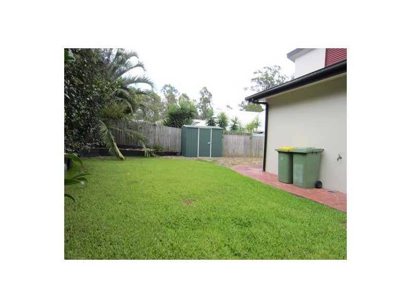 5-7 Oakview Circuit, Brookwater QLD 4300