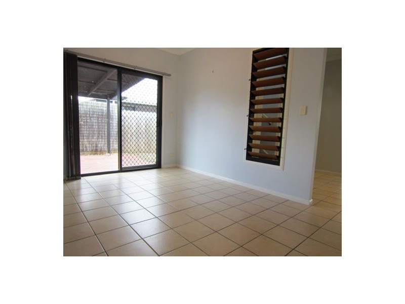 5-7 Oakview Circuit, Brookwater QLD 4300