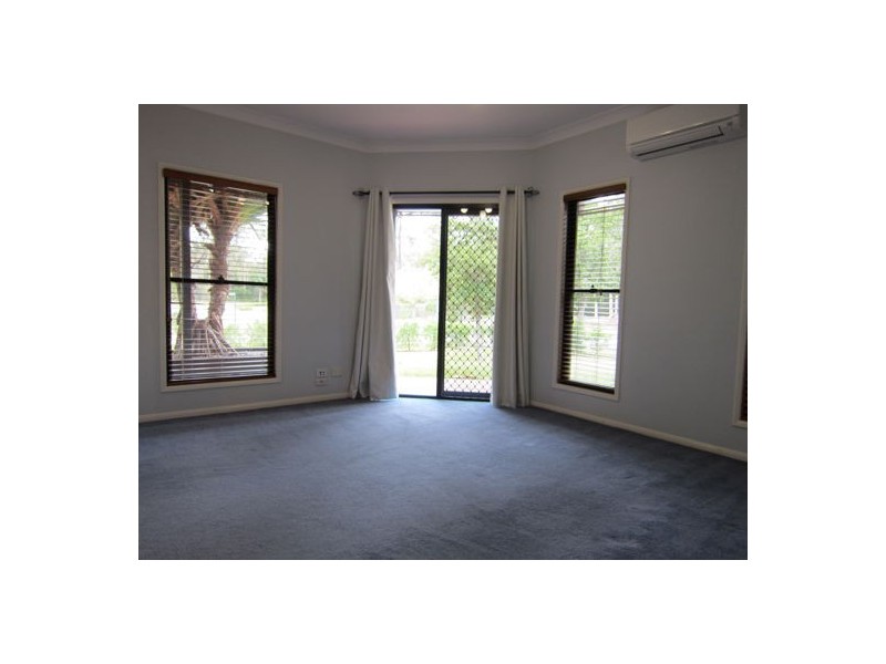 5-7 Oakview Circuit, Brookwater QLD 4300