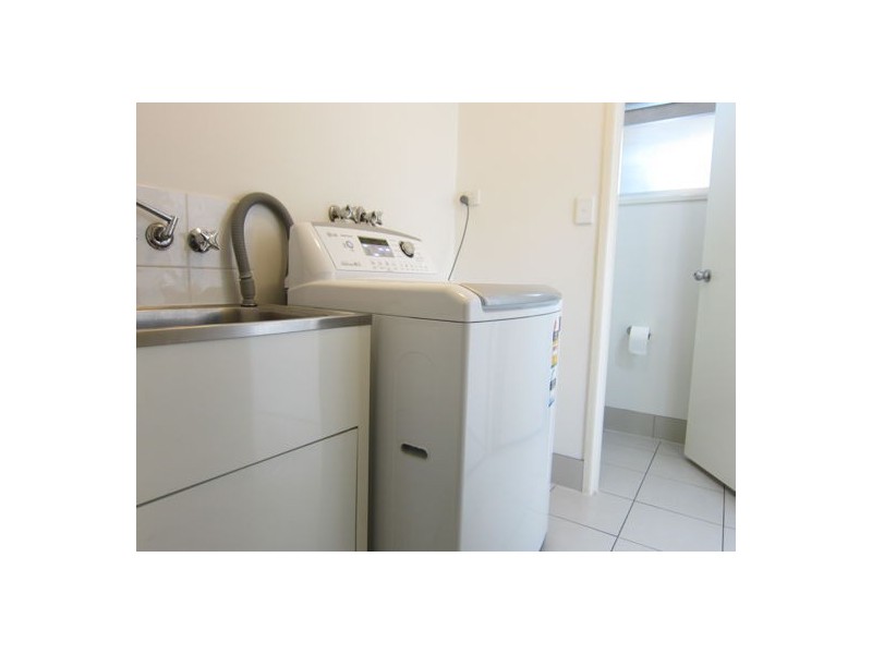 18 Lupton Street, Churchill QLD 4305