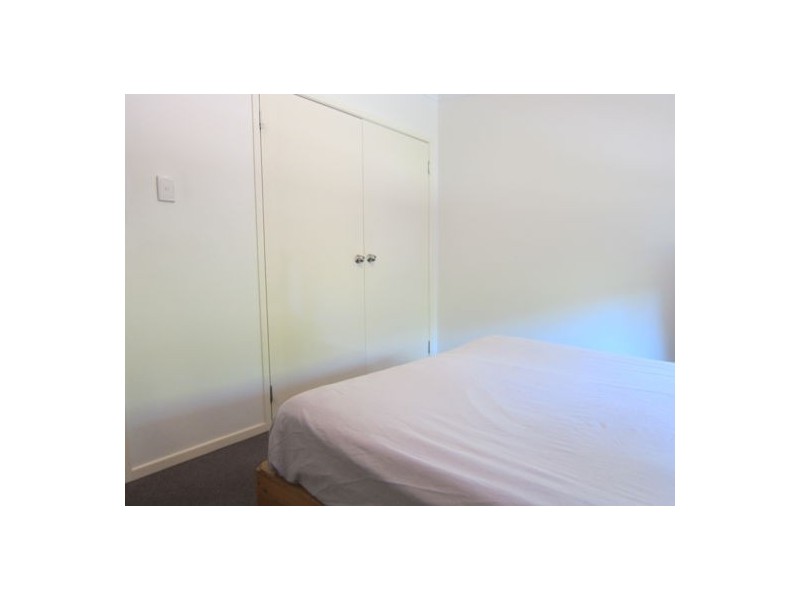 18 Lupton Street, Churchill QLD 4305