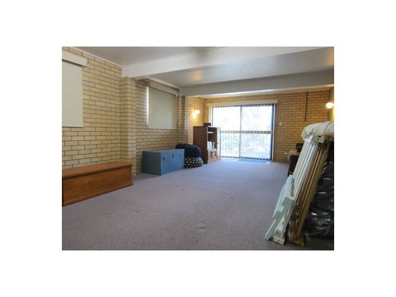 4 Elliott Street, Silkstone QLD 4304