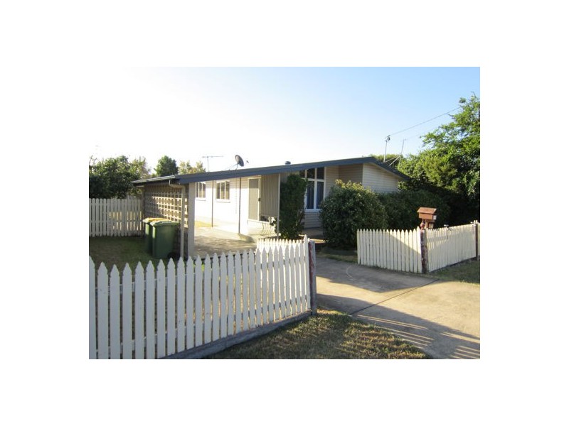 141 Raceview Street, Raceview QLD 4305