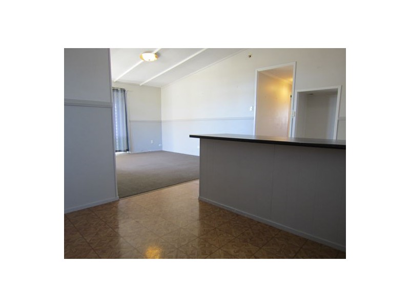 141 Raceview Street, Raceview QLD 4305