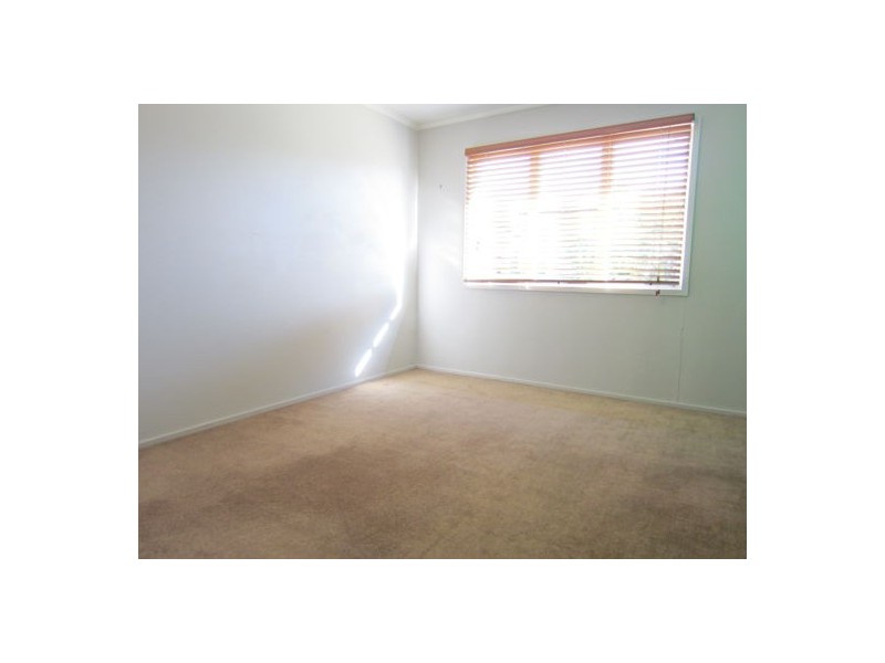 141 Raceview Street, Raceview QLD 4305