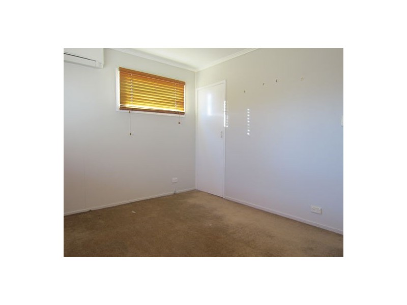 141 Raceview Street, Raceview QLD 4305