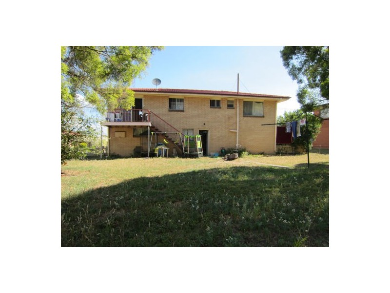 8 Trudy Street, Raceview QLD 4305