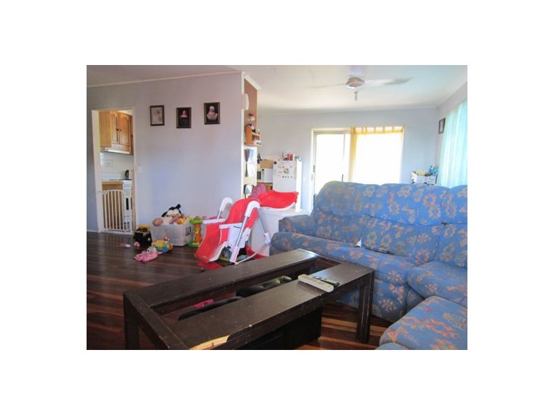 8 Trudy Street, Raceview QLD 4305