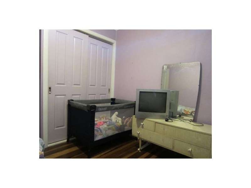 8 Trudy Street, Raceview QLD 4305