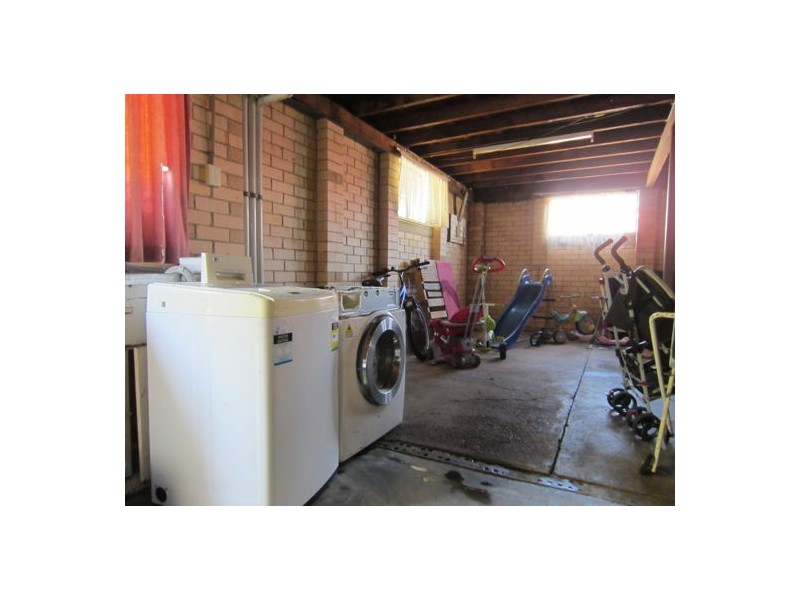 8 Trudy Street, Raceview QLD 4305