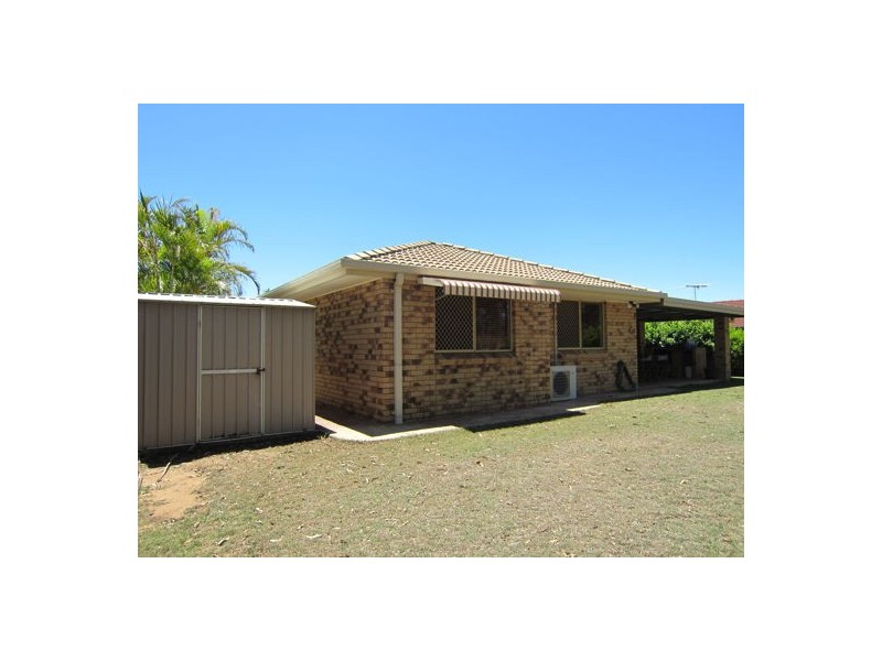 115 Sandalwood Drive, Yamanto QLD 4305