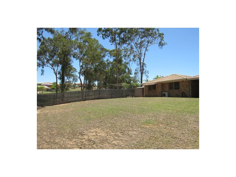 115 Sandalwood Drive, Yamanto QLD 4305