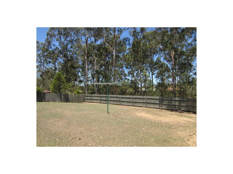 115 Sandalwood Drive, Yamanto QLD 4305