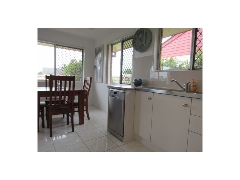 14 Trudy Street, Raceview QLD 4305