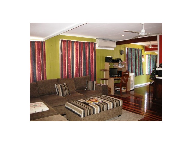 7 Hibiscus Street, Flinders View QLD 4305