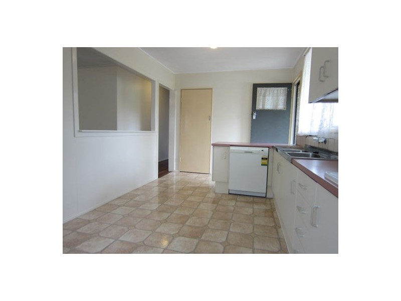 5 Manchester Street, North Ipswich QLD 4305