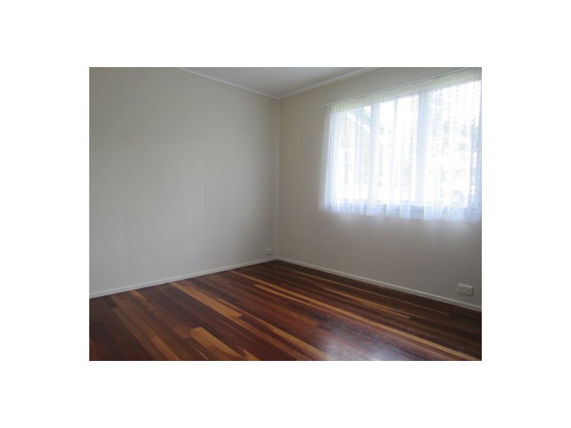 5 Manchester Street, North Ipswich QLD 4305