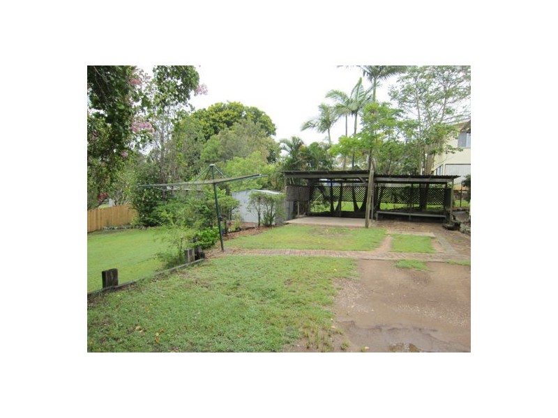 5 Manchester Street, North Ipswich QLD 4305