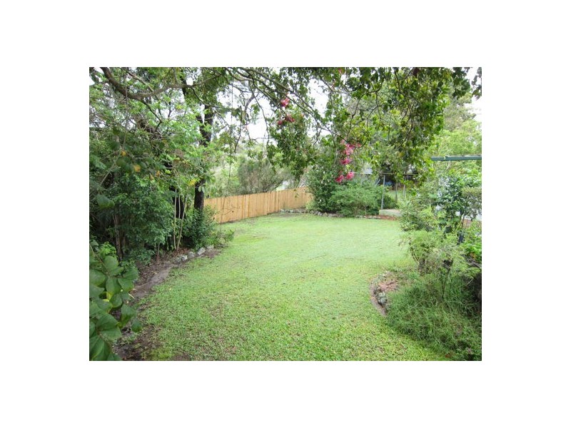 5 Manchester Street, North Ipswich QLD 4305