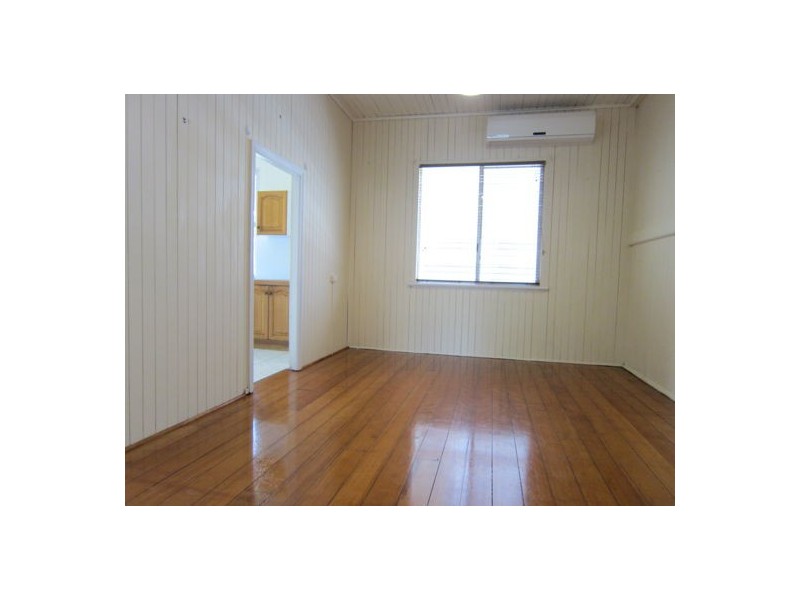 31 Connors Street, North Ipswich QLD 4305