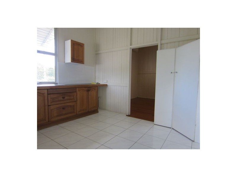 31 Connors Street, North Ipswich QLD 4305