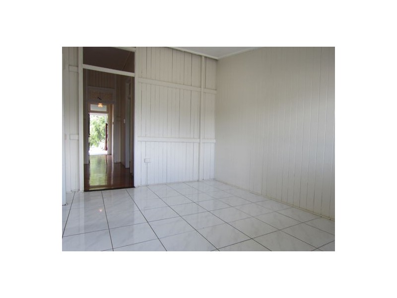31 Connors Street, North Ipswich QLD 4305