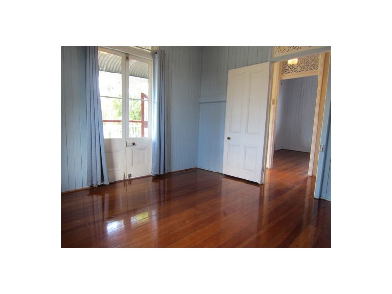 31 Connors Street, North Ipswich QLD 4305
