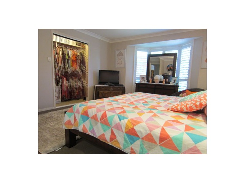 13 Michelle Court, Raceview QLD 4305