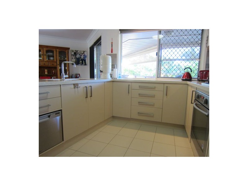 13 Michelle Court, Raceview QLD 4305