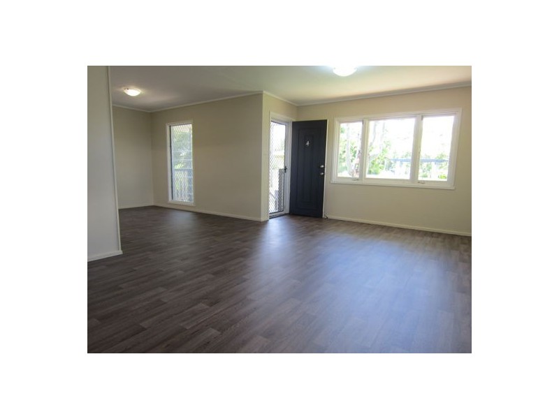 4 Light Street, Leichhardt QLD 4305