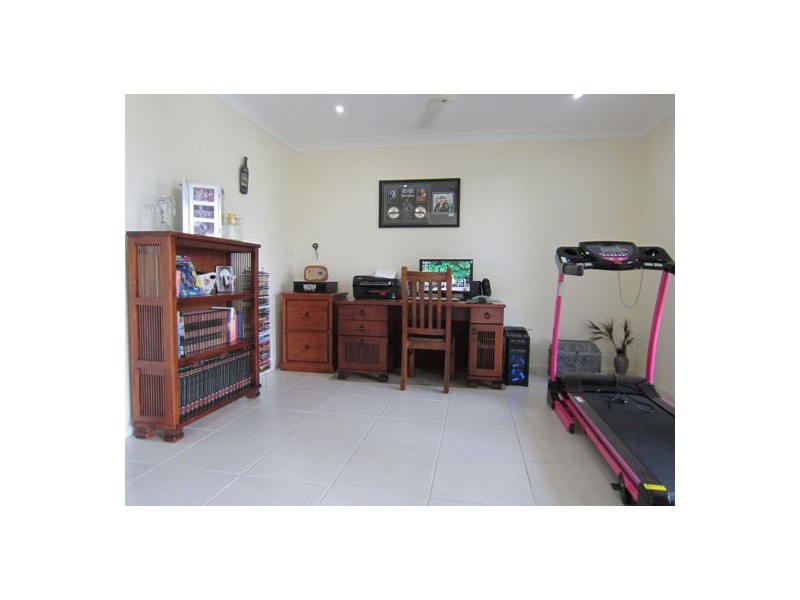 21 Piccadilly Court, Deebing Heights QLD 4306