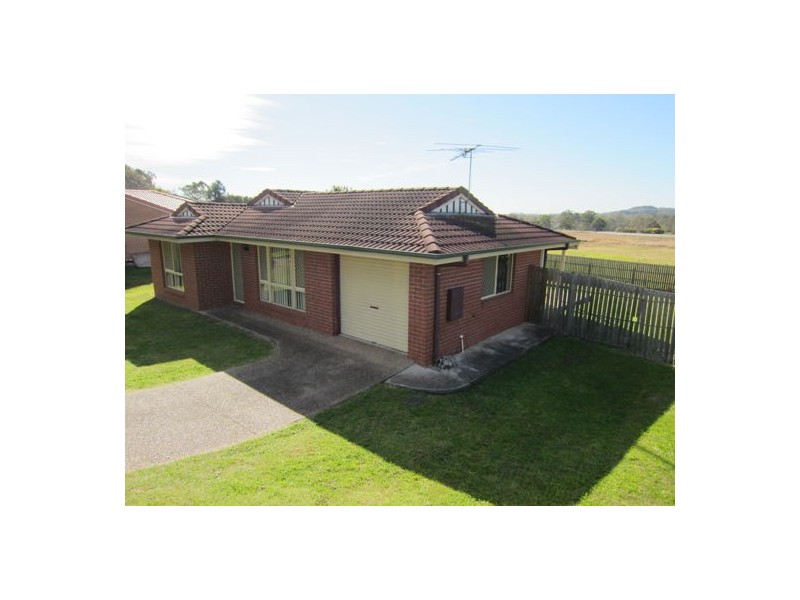 3 Hillcrest Place, Flinders View QLD 4305