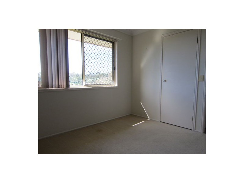 3 Hillcrest Place, Flinders View QLD 4305