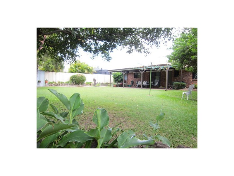 10 Blenheim Crescent, Yamanto QLD 4305