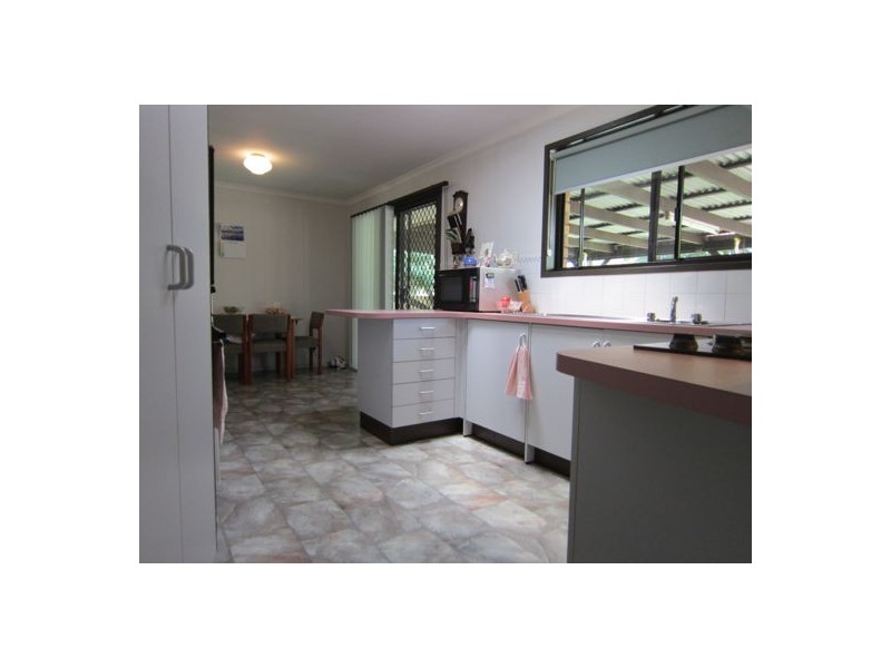 10 Blenheim Crescent, Yamanto QLD 4305