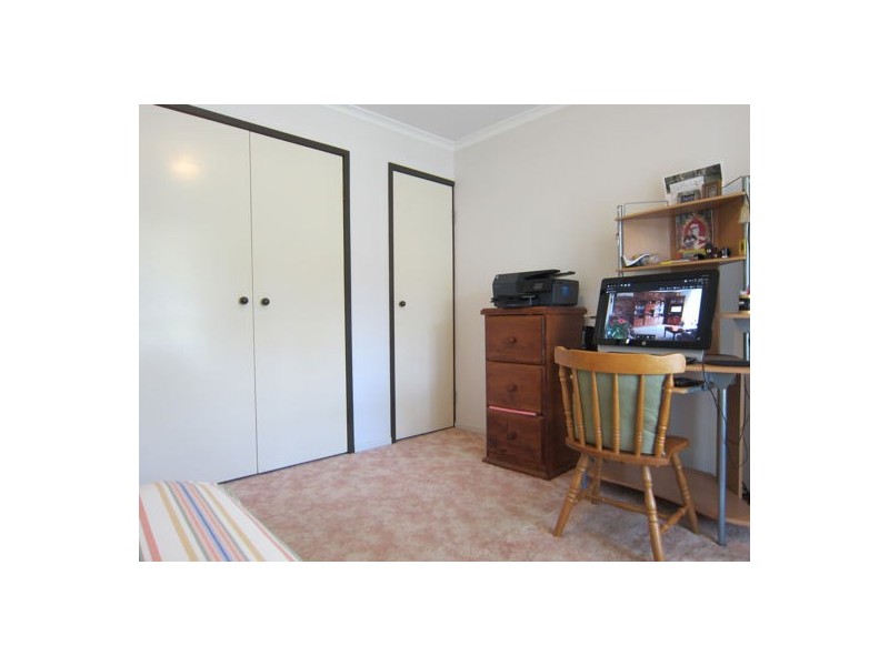 10 Blenheim Crescent, Yamanto QLD 4305
