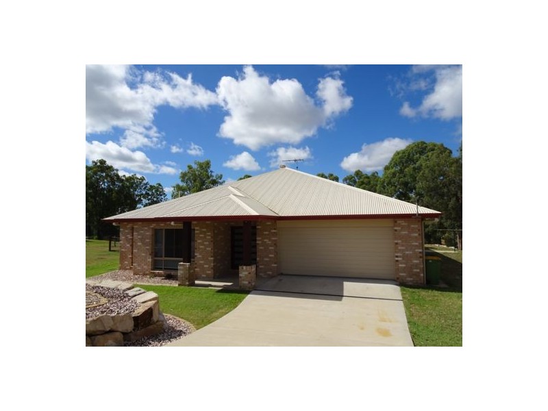 20 Hannant Road, Hatton Vale QLD 4341