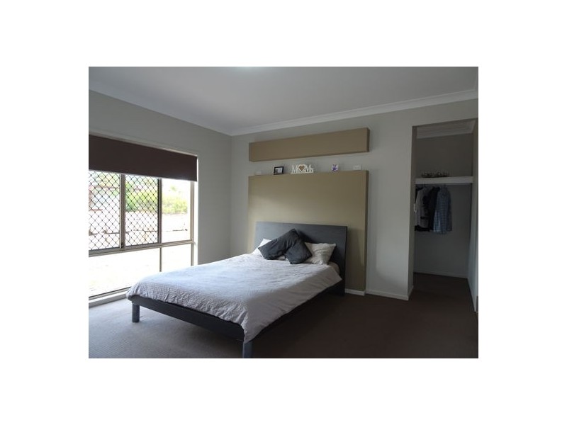 20 Hannant Road, Hatton Vale QLD 4341