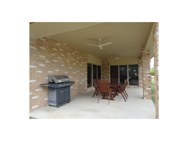 20 Hannant Road, Hatton Vale QLD 4341