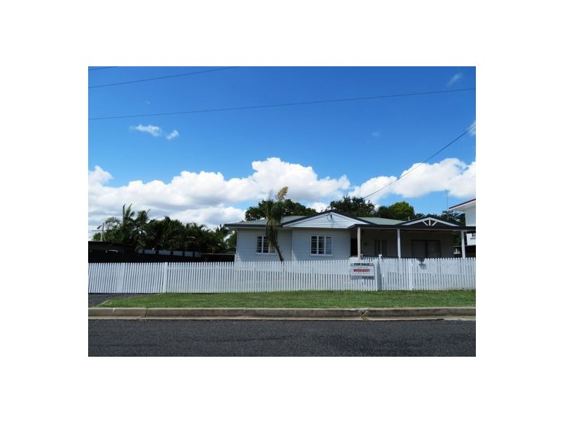 3 Ruskin Street, Eastern Heights QLD 4305