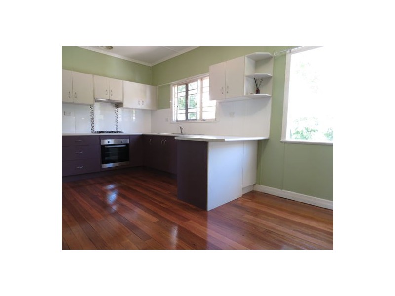 3 Ruskin Street, Eastern Heights QLD 4305