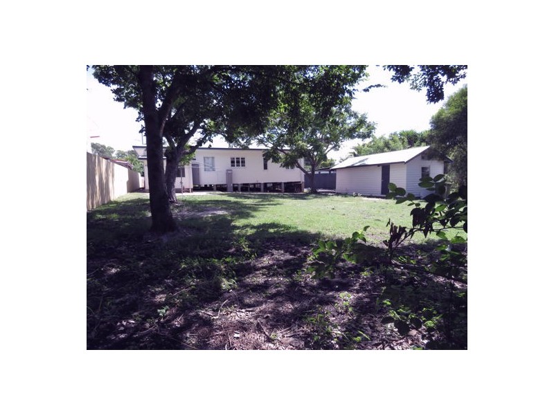 3 Ruskin Street, Eastern Heights QLD 4305